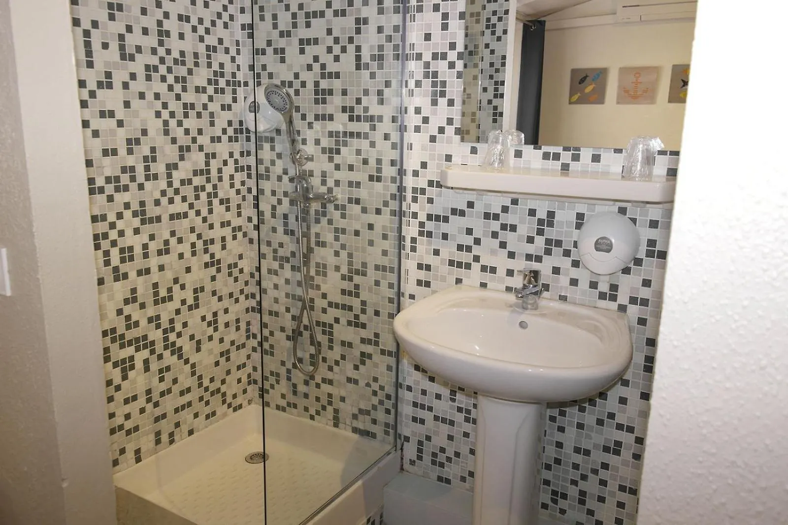 Hotel Le Cassiden Cassis 2*,