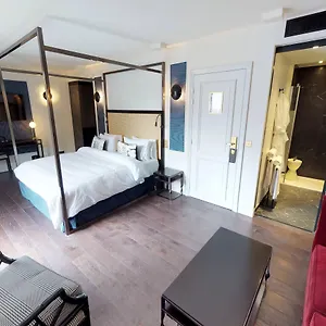 Mom'art Hotel Parigi