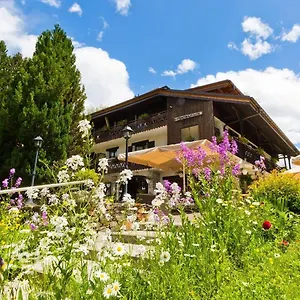 logis-le-cro-bidou.hotels-rhonealpes.com/