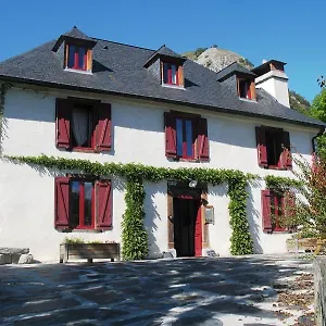les-gerbes.midi-pyreneeshotels.com/