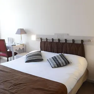 hotel-du-parc-lyon-69006.hotels-rhonealpes.com/